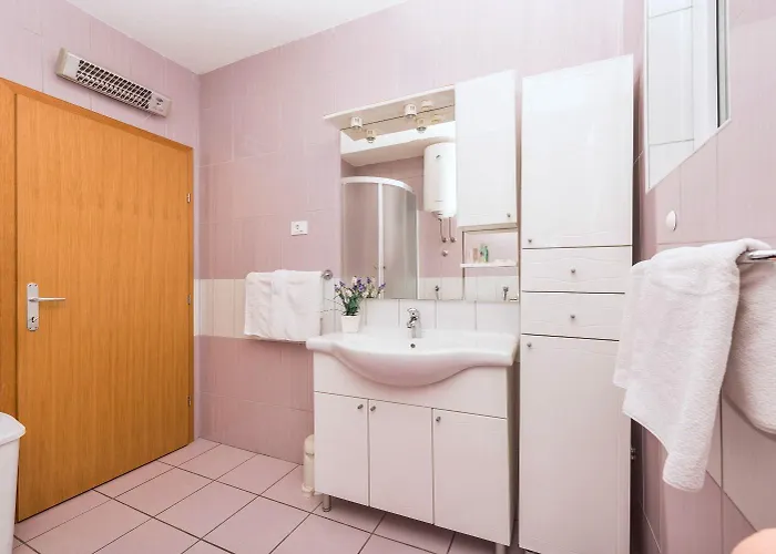 Appartamento And Goran Makarska